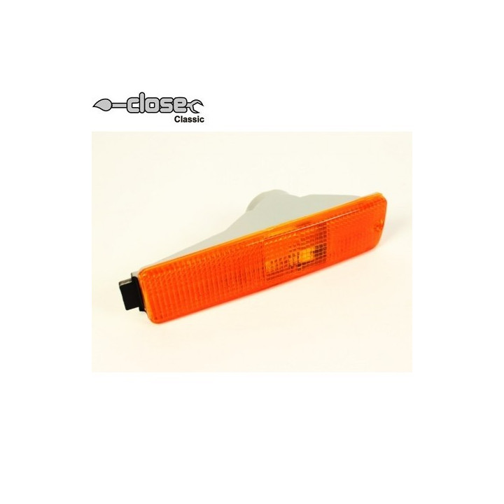 Clignoteur avant droit orange